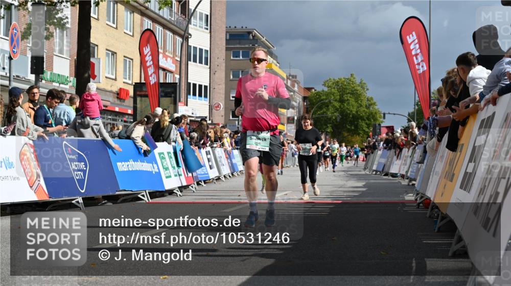20.09.2026 - PSD Bank Halbmarathon J. Mangold http://msf.ph/oto/10531246 20.09.2026 12:16:32 Ziel 1649, 2070, 2574, 2646, 2792, 3274, 3318, 3719, 3911 meine-sportfotos.de