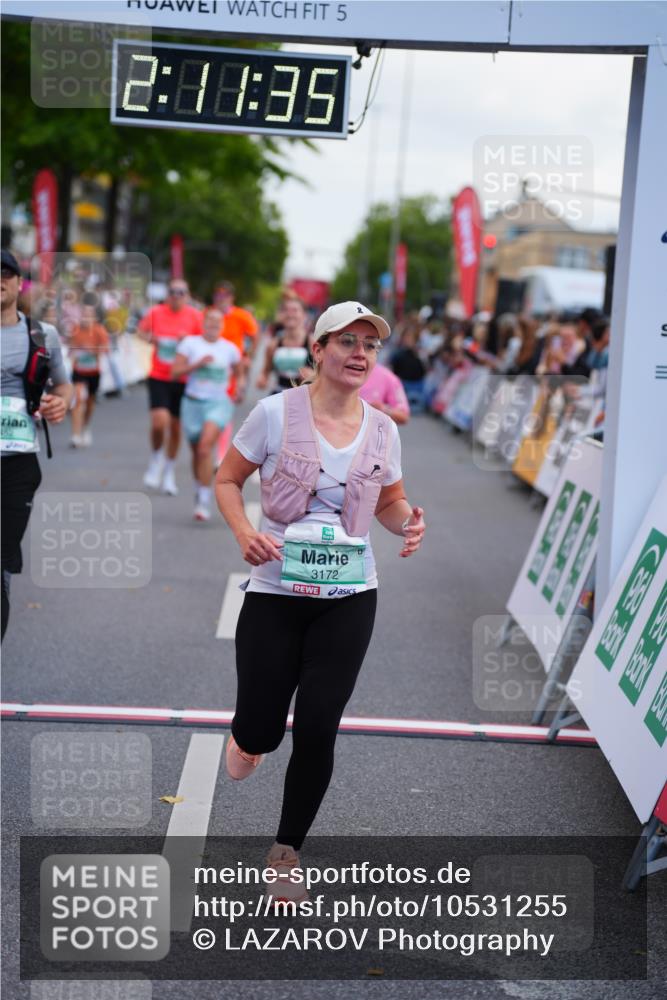 20.09.2026 - PSD Bank Halbmarathon LAZAROV Photography http://msf.ph/oto/10531255 20.09.2026 12:11:34 Ziel 1267, 1579, 2357, 2368, 2475, 3145, 3172, 3261, 3853, 3854, 4452 meine-sportfotos.de