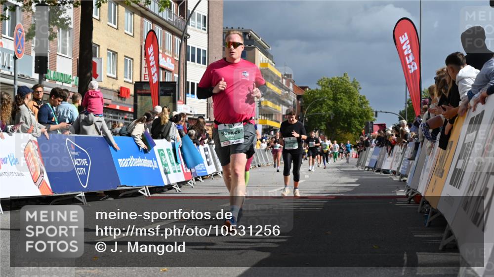 20.09.2026 - PSD Bank Halbmarathon J. Mangold http://msf.ph/oto/10531256 20.09.2026 12:16:33 Ziel 1649, 2070, 2574, 2646, 2792, 3274, 3318, 3719, 3911 meine-sportfotos.de