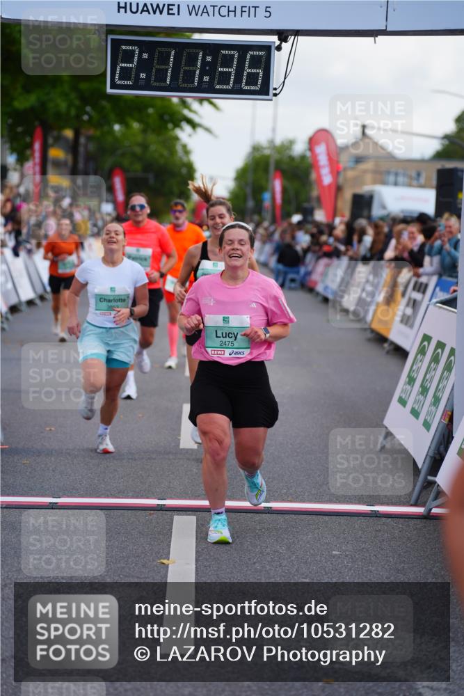 20.09.2026 - PSD Bank Halbmarathon LAZAROV Photography http://msf.ph/oto/10531282 20.09.2026 12:11:36 Ziel 1267, 1579, 2243, 2368, 2475, 3172, 3261, 3853, 3854, 4129, 4452 meine-sportfotos.de