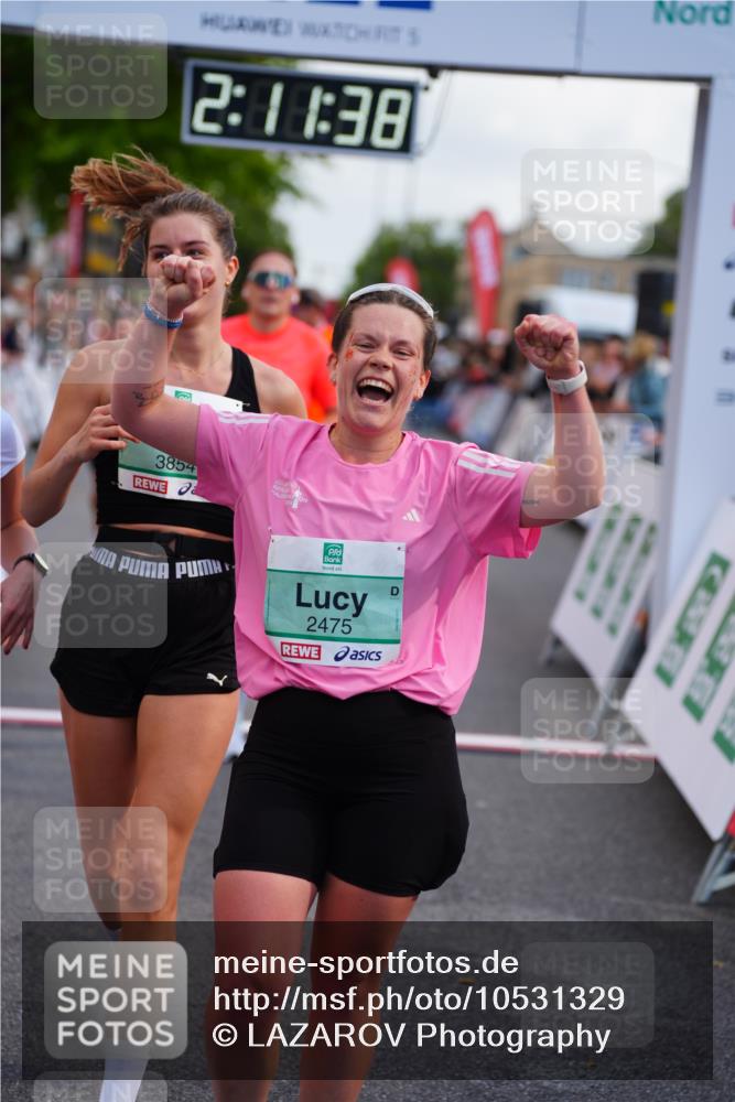 20.09.2026 - PSD Bank Halbmarathon LAZAROV Photography http://msf.ph/oto/10531329 20.09.2026 12:11:38 Ziel 1579, 2243, 2368, 2475, 3172, 3261, 3853, 3854, 4129, 4452 meine-sportfotos.de