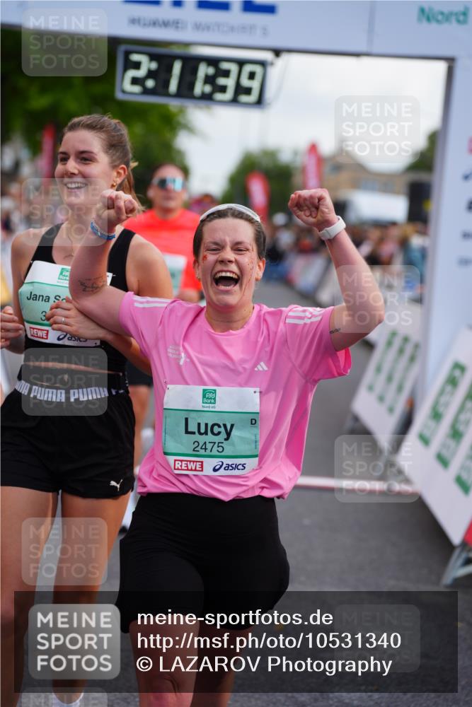 20.09.2026 - PSD Bank Halbmarathon LAZAROV Photography http://msf.ph/oto/10531340 20.09.2026 12:11:38 Ziel 1579, 2243, 2368, 2475, 3172, 3261, 3853, 3854, 4129, 4452 meine-sportfotos.de
