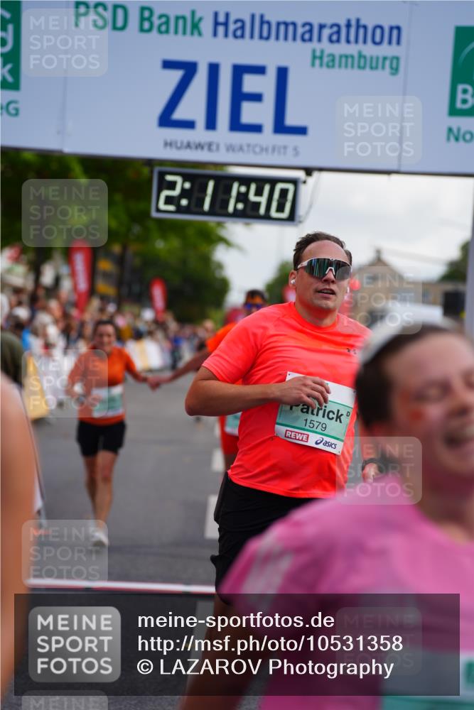 20.09.2026 - PSD Bank Halbmarathon LAZAROV Photography http://msf.ph/oto/10531358 20.09.2026 12:11:39 Ziel 1579, 2081, 2243, 2475, 3172, 3853, 3854, 4129, 4452 meine-sportfotos.de