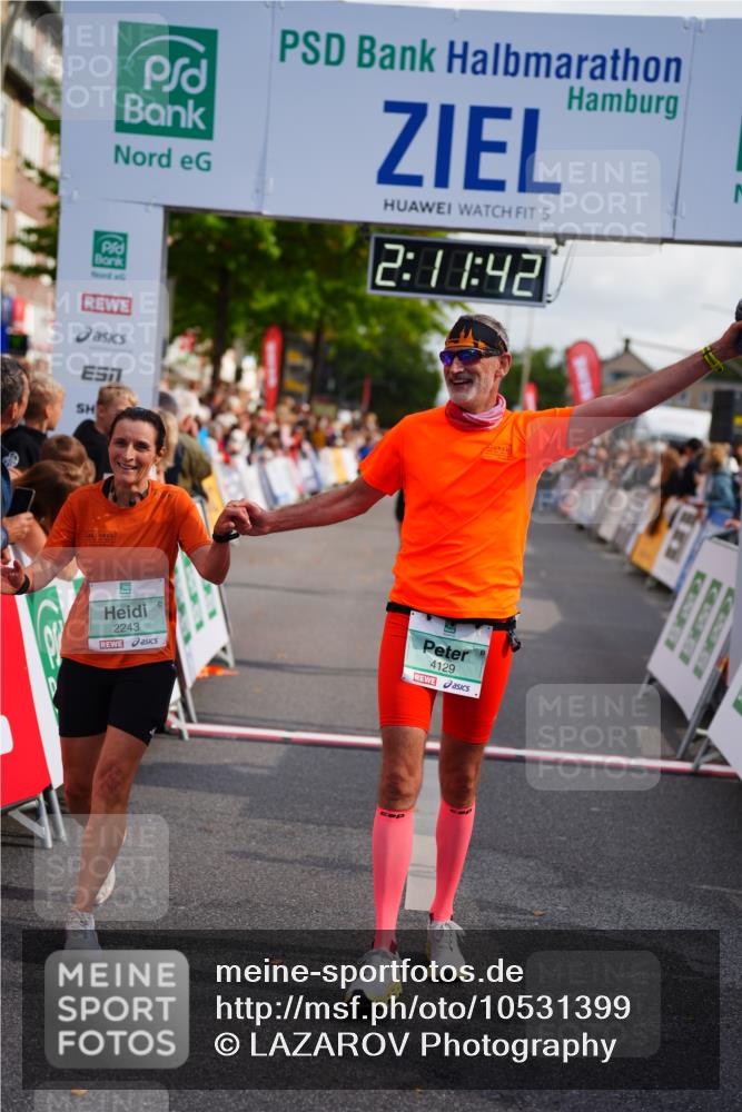20.09.2026 - PSD Bank Halbmarathon LAZAROV Photography http://msf.ph/oto/10531399 20.09.2026 12:11:42 Ziel 1579, 2081, 2243, 2475, 3094, 3853, 3854, 4129, 4452 meine-sportfotos.de