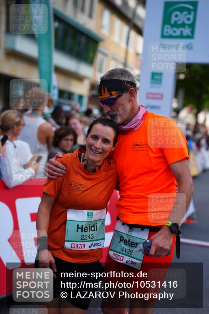 20.09.2026 - PSD Bank Halbmarathon LAZAROV Photography http://msf.ph/oto/10531416 20.09.2026 12:11:44 Ziel 1579, 2081, 2243, 2475, 3094, 3853, 3854, 4129 meine-sportfotos.de