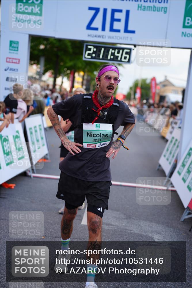 20.09.2026 - PSD Bank Halbmarathon LAZAROV Photography http://msf.ph/oto/10531446 20.09.2026 12:11:45 Ziel 1579, 2081, 2243, 3094, 3210, 4129 meine-sportfotos.de