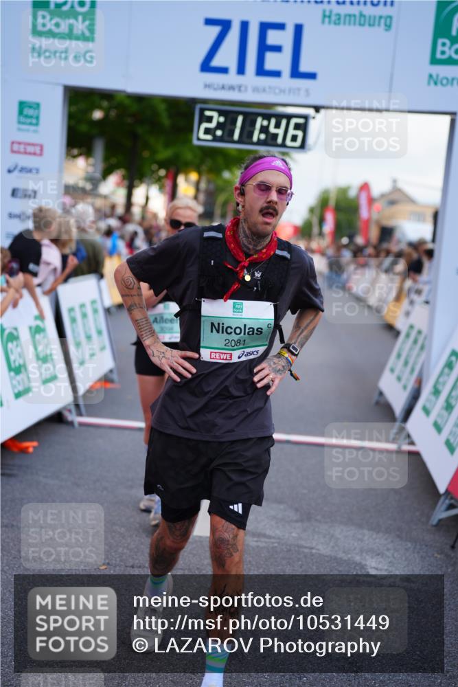 20.09.2026 - PSD Bank Halbmarathon LAZAROV Photography http://msf.ph/oto/10531449 20.09.2026 12:11:45 Ziel 1579, 2081, 2243, 3094, 3210, 4129 meine-sportfotos.de