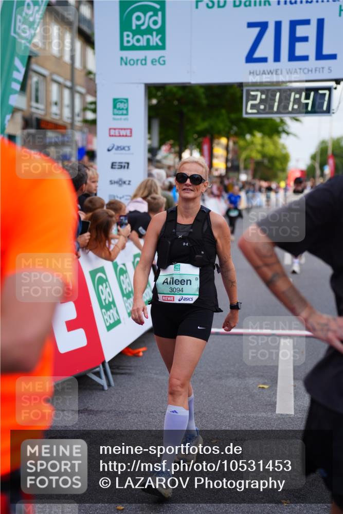 20.09.2026 - PSD Bank Halbmarathon LAZAROV Photography http://msf.ph/oto/10531453 20.09.2026 12:11:46 Ziel 1579, 2081, 2243, 3094, 3210, 4129 meine-sportfotos.de