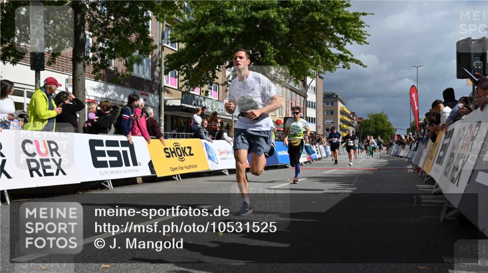 20.09.2026 - PSD Bank Halbmarathon J. Mangold http://msf.ph/oto/10531525 20.09.2026 12:16:45 Ziel 1060, 1562, 1759, 1988, 2006, 2248, 2325, 2535, 3231, 3477, 3611, 4477 meine-sportfotos.de