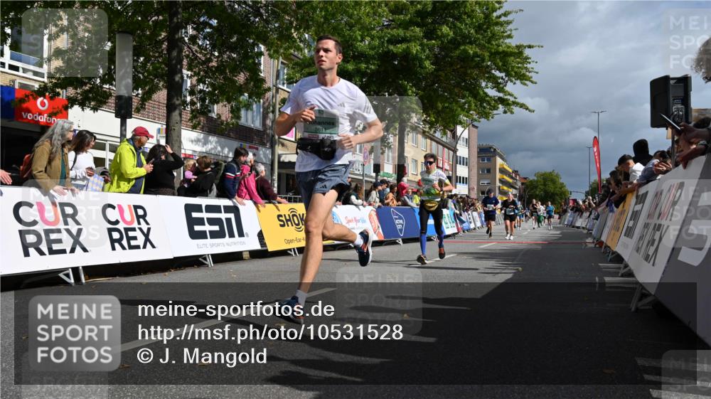 20.09.2026 - PSD Bank Halbmarathon J. Mangold http://msf.ph/oto/10531528 20.09.2026 12:16:45 Ziel 1060, 1562, 1759, 1988, 2006, 2248, 2325, 2535, 3231, 3477, 3611, 4477 meine-sportfotos.de