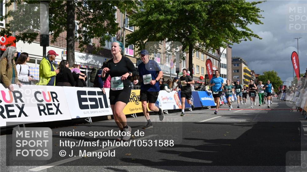 20.09.2026 - PSD Bank Halbmarathon J. Mangold http://msf.ph/oto/10531588 20.09.2026 12:16:50 Ziel 1562, 1759, 1988, 2006, 2117, 2248, 2325, 2535, 3000, 3231, 3611, 4059, 4211, 4419, 4477 meine-sportfotos.de