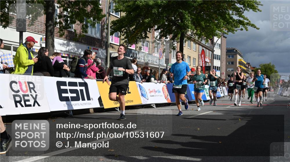 20.09.2026 - PSD Bank Halbmarathon J. Mangold http://msf.ph/oto/10531607 20.09.2026 12:16:51 Ziel 1562, 1759, 1988, 2006, 2117, 2248, 2325, 2535, 3000, 3231, 3611, 4059, 4211, 4419, 4477 meine-sportfotos.de