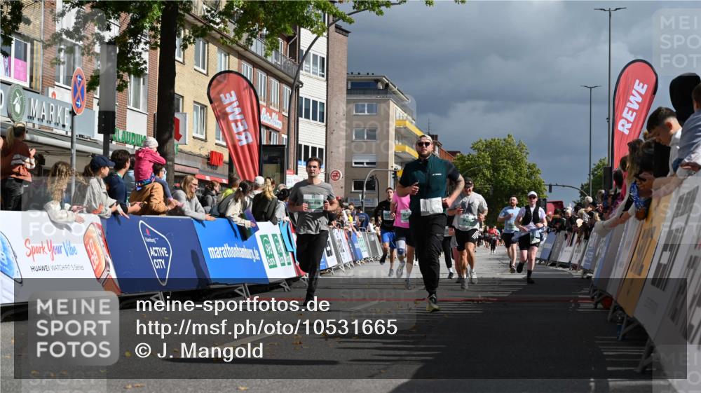 20.09.2026 - PSD Bank Halbmarathon J. Mangold http://msf.ph/oto/10531665 20.09.2026 12:17:16 Ziel 1475, 1603, 2062, 2199, 2236, 2284, 2391, 2795, 2901, 3013, 3233, 3684, 4088, 4256 meine-sportfotos.de