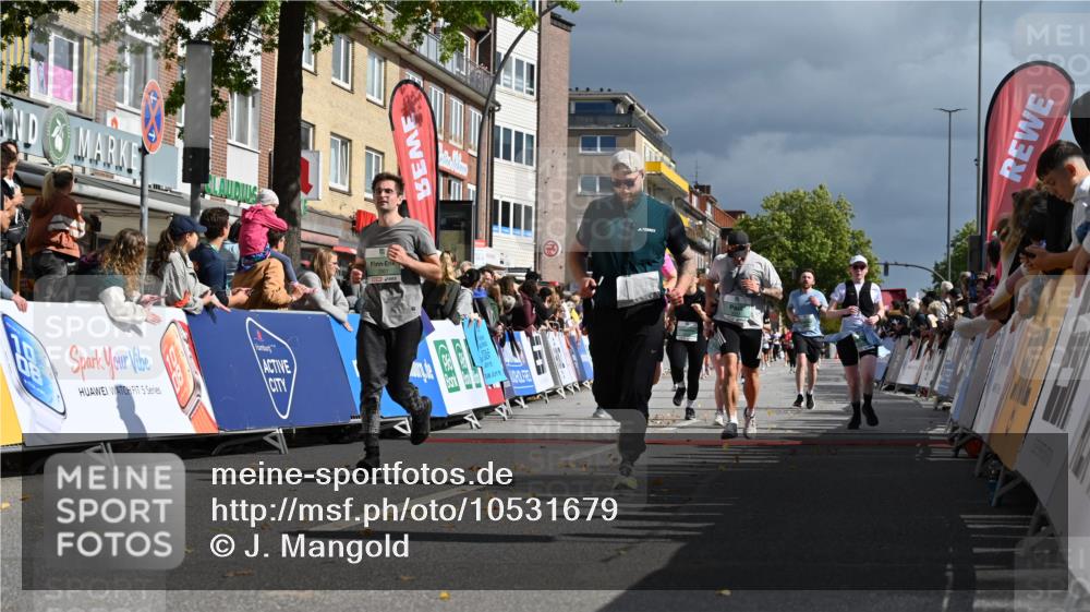 20.09.2026 - PSD Bank Halbmarathon J. Mangold http://msf.ph/oto/10531679 20.09.2026 12:17:17 Ziel 1603, 2062, 2199, 2236, 2284, 2391, 2795, 2901, 3013, 3233, 3684, 4088, 4256, 4771 meine-sportfotos.de