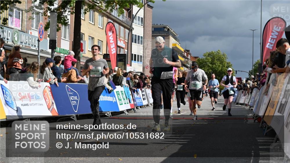 20.09.2026 - PSD Bank Halbmarathon J. Mangold http://msf.ph/oto/10531682 20.09.2026 12:17:17 Ziel 1603, 2062, 2199, 2236, 2284, 2391, 2795, 2901, 3013, 3233, 3684, 4088, 4256, 4771 meine-sportfotos.de