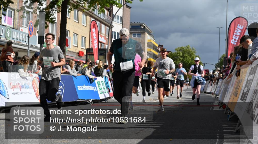 20.09.2026 - PSD Bank Halbmarathon J. Mangold http://msf.ph/oto/10531684 20.09.2026 12:17:18 Ziel 1603, 2062, 2199, 2236, 2284, 2391, 2795, 2901, 3013, 3233, 3684, 4088, 4256, 4771 meine-sportfotos.de