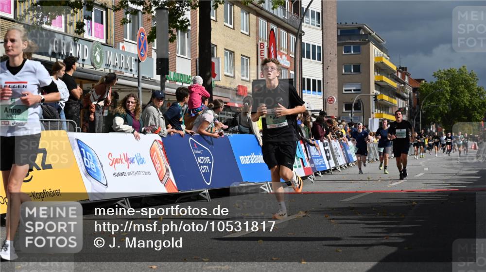 20.09.2026 - PSD Bank Halbmarathon J. Mangold http://msf.ph/oto/10531817 20.09.2026 12:17:40 Ziel 1256, 1352, 1613, 1731, 1868, 3703, 3794, 3905 meine-sportfotos.de
