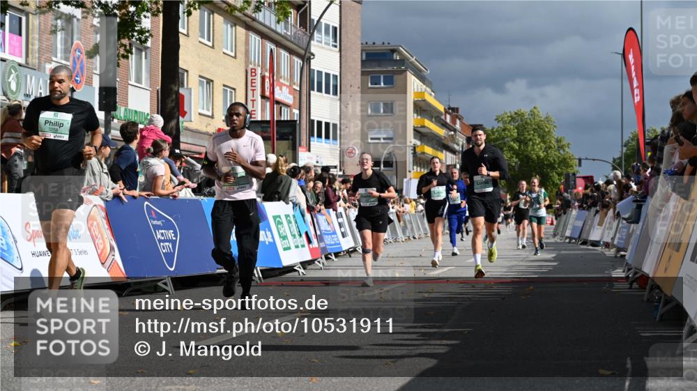 20.09.2026 - PSD Bank Halbmarathon J. Mangold http://msf.ph/oto/10531911 20.09.2026 12:17:53 Ziel 2435, 2653, 3258, 4082, 4171, 4300, 4582 meine-sportfotos.de