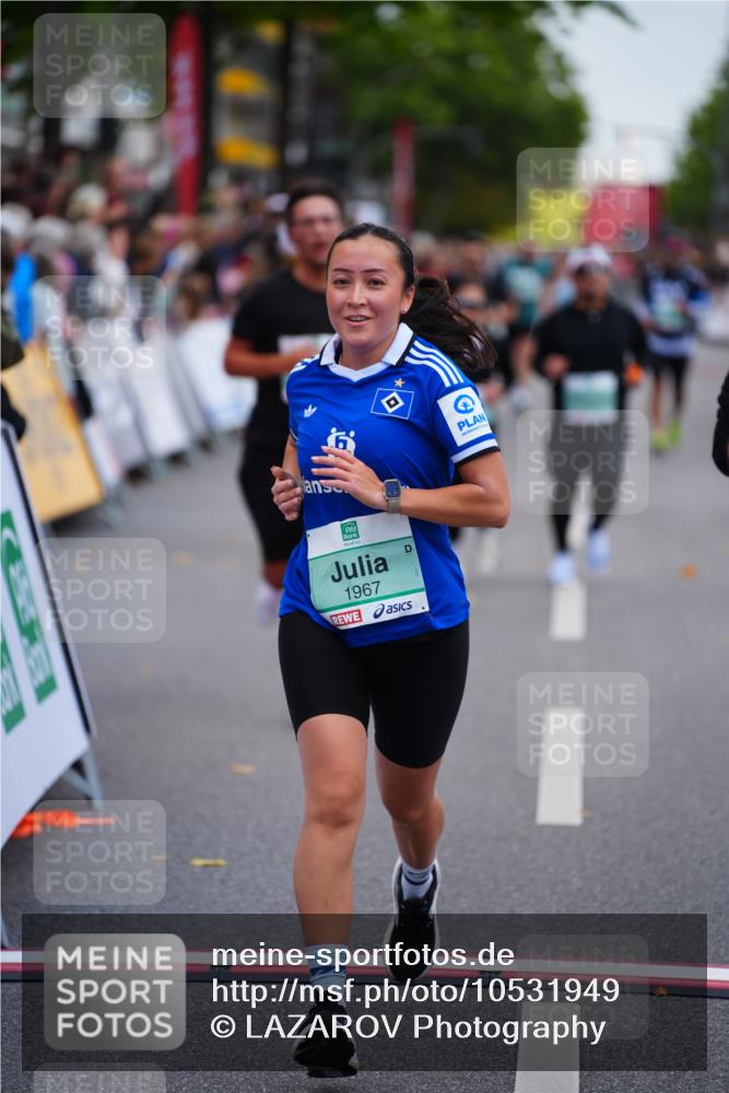 20.09.2026 - PSD Bank Halbmarathon LAZAROV Photography http://msf.ph/oto/10531949 20.09.2026 12:12:14 Ziel 1419, 1420, 1675, 1967, 3098, 3133, 3224 meine-sportfotos.de