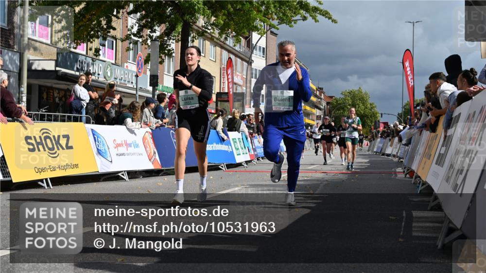 20.09.2026 - PSD Bank Halbmarathon J. Mangold http://msf.ph/oto/10531963 20.09.2026 12:17:57 Ziel 2435, 2653, 3258, 3331, 3361, 3463, 4082, 4171, 4300, 4582 meine-sportfotos.de