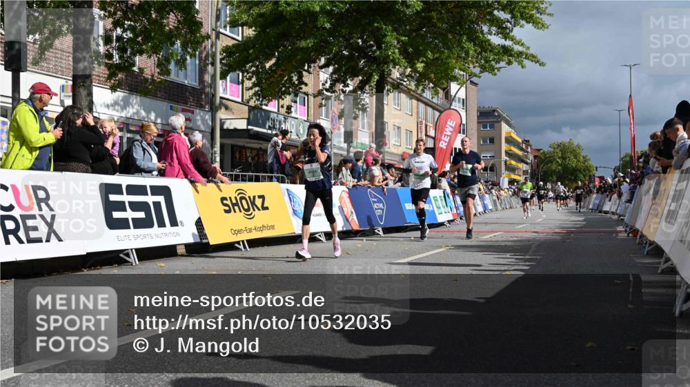 20.09.2026 - PSD Bank Halbmarathon J. Mangold http://msf.ph/oto/10532035 20.09.2026 12:18:05 Ziel 3152, 3331, 3361, 3463, 4300, 4370, 4630 meine-sportfotos.de