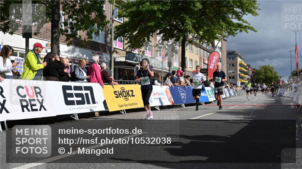 20.09.2026 - PSD Bank Halbmarathon J. Mangold http://msf.ph/oto/10532038 20.09.2026 12:18:05 Ziel 3152, 3331, 3361, 3463, 4300, 4370, 4630 meine-sportfotos.de