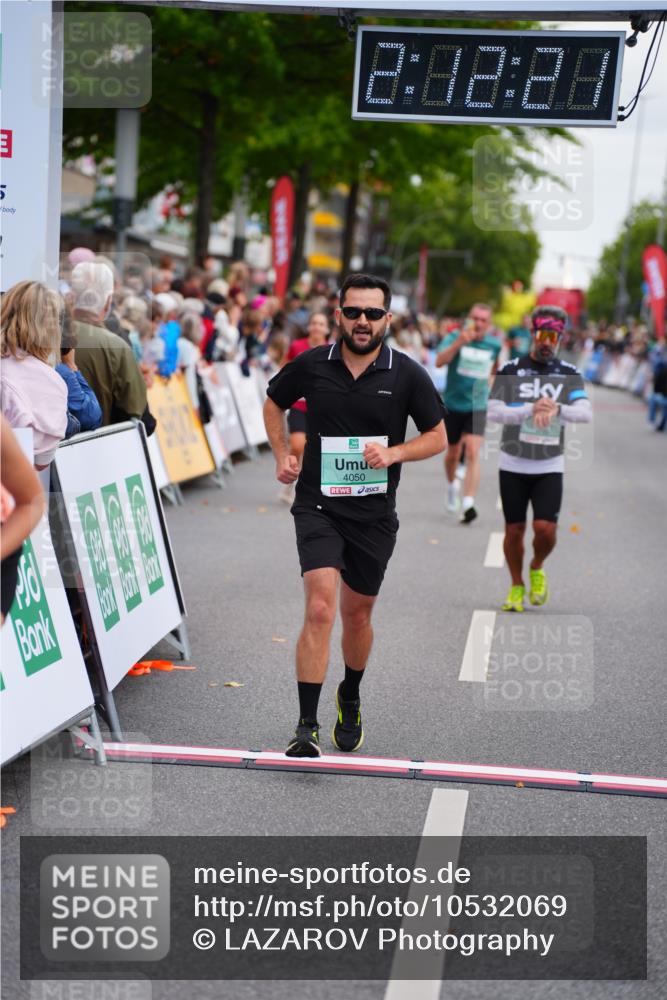 20.09.2026 - PSD Bank Halbmarathon LAZAROV Photography http://msf.ph/oto/10532069 20.09.2026 12:12:20 Ziel 1419, 1420, 1967, 3098, 3133, 3224, 4050, 4798 meine-sportfotos.de