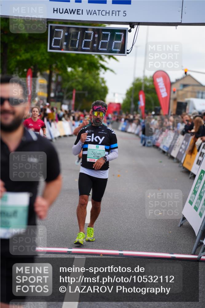 20.09.2026 - PSD Bank Halbmarathon LAZAROV Photography http://msf.ph/oto/10532112 20.09.2026 12:12:22 Ziel 1419, 1420, 3019, 3098, 3224, 4050, 4510, 4798 meine-sportfotos.de