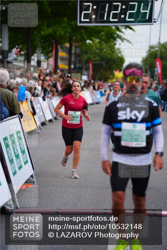 20.09.2026 - PSD Bank Halbmarathon LAZAROV Photography http://msf.ph/oto/10532148 20.09.2026 12:12:23 Ziel 1119, 1419, 1420, 3019, 3098, 3224, 4050, 4510, 4798 meine-sportfotos.de
