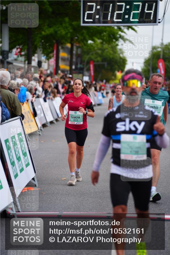 20.09.2026 - PSD Bank Halbmarathon LAZAROV Photography http://msf.ph/oto/10532161 20.09.2026 12:12:24 Ziel 1119, 1419, 1420, 3019, 3224, 4050, 4510, 4798 meine-sportfotos.de
