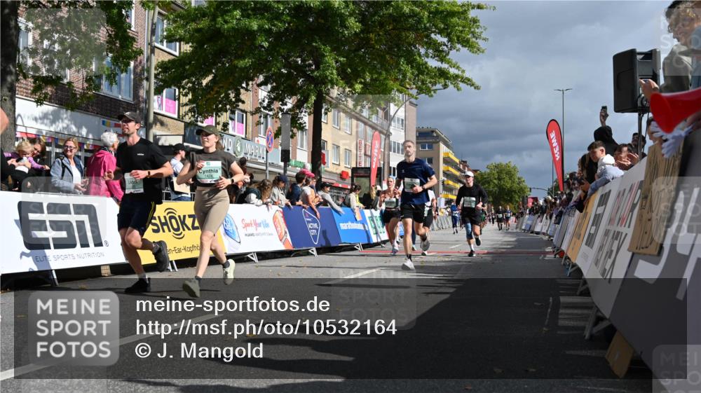 20.09.2026 - PSD Bank Halbmarathon J. Mangold http://msf.ph/oto/10532164 20.09.2026 12:18:34 Ziel 1223, 1424, 1425, 1694, 1998, 2121, 2137, 2912, 2936, 3082, 3084, 3252, 3540, 3597, 3616, 3736 meine-sportfotos.de