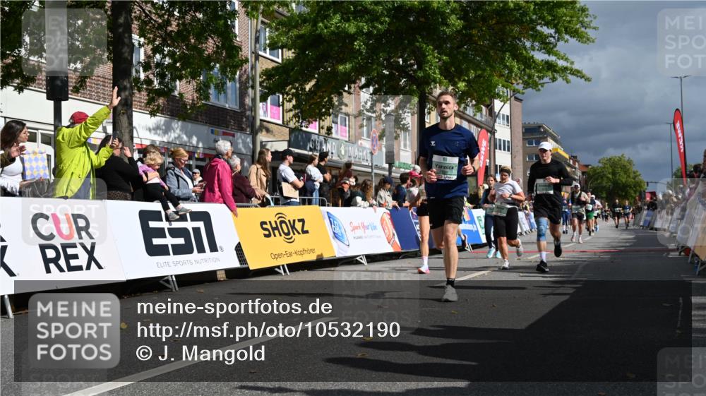 20.09.2026 - PSD Bank Halbmarathon J. Mangold http://msf.ph/oto/10532190 20.09.2026 12:18:35 Ziel 1223, 1424, 1425, 1694, 1998, 2121, 2137, 2912, 2936, 3082, 3084, 3252, 3597, 3616, 3736 meine-sportfotos.de
