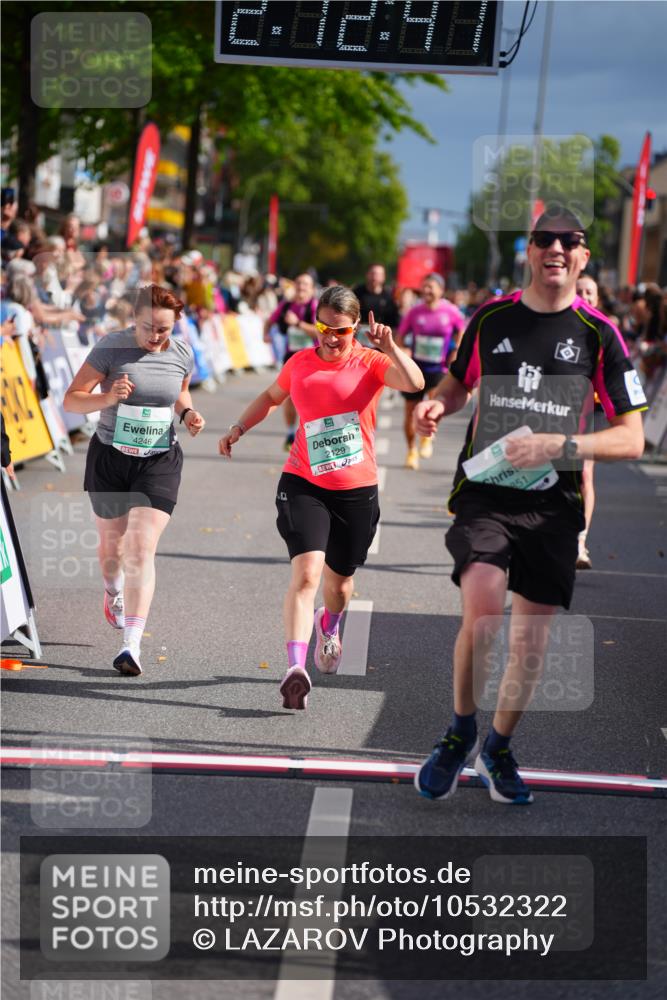 20.09.2026 - PSD Bank Halbmarathon LAZAROV Photography http://msf.ph/oto/10532322 20.09.2026 12:12:40 Ziel 2129, 2260, 2851, 3711, 4246 meine-sportfotos.de
