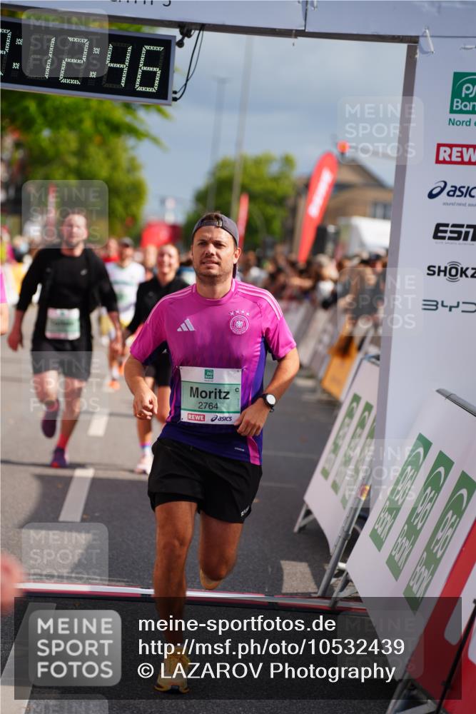 20.09.2026 - PSD Bank Halbmarathon LAZAROV Photography http://msf.ph/oto/10532439 20.09.2026 12:12:45 Ziel 1170, 1171, 2129, 2260, 2764, 2804, 2851, 4246 meine-sportfotos.de