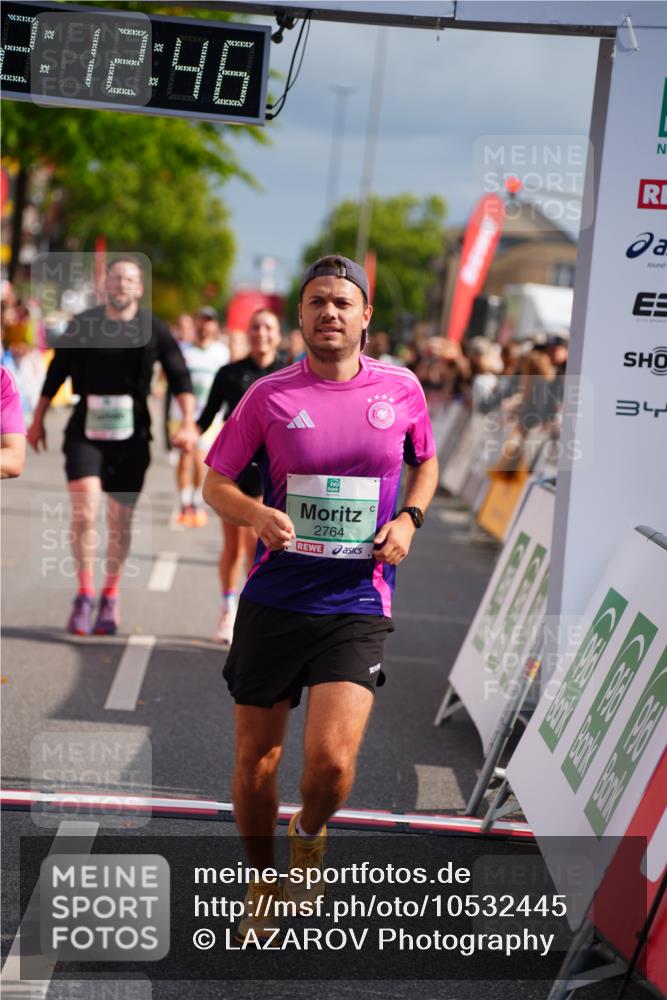 20.09.2026 - PSD Bank Halbmarathon LAZAROV Photography http://msf.ph/oto/10532445 20.09.2026 12:12:45 Ziel 1170, 1171, 2129, 2260, 2764, 2804, 2851, 4246 meine-sportfotos.de