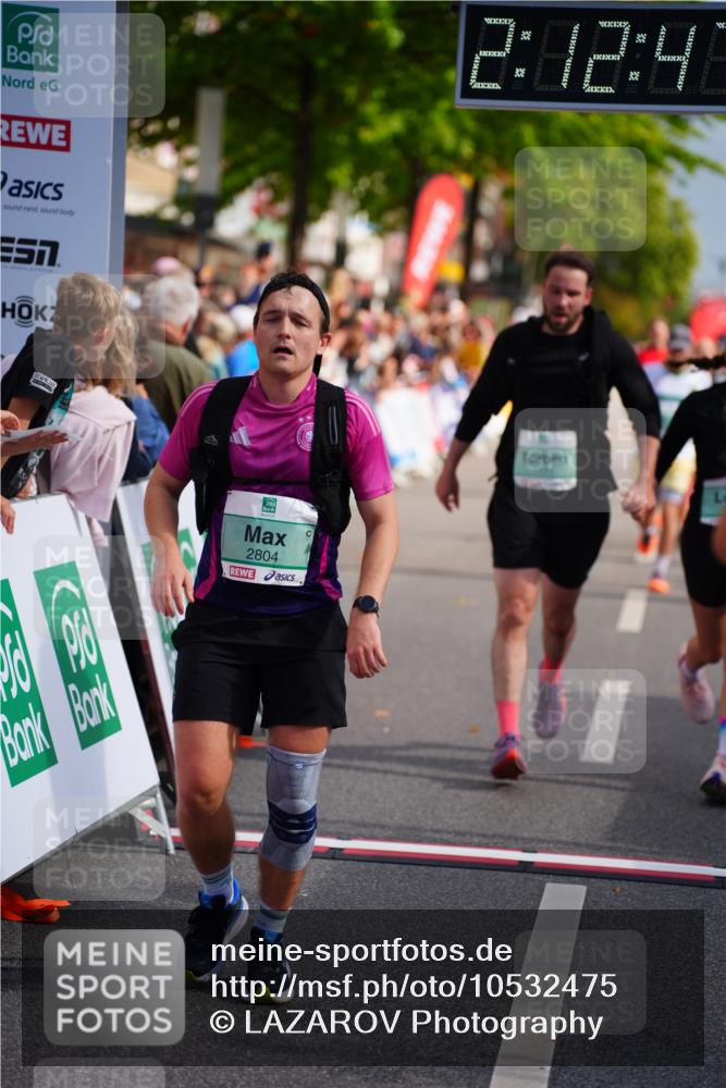 20.09.2026 - PSD Bank Halbmarathon LAZAROV Photography http://msf.ph/oto/10532475 20.09.2026 12:12:46 Ziel 1170, 1171, 2129, 2260, 2428, 2764, 2804, 2851, 4246 meine-sportfotos.de