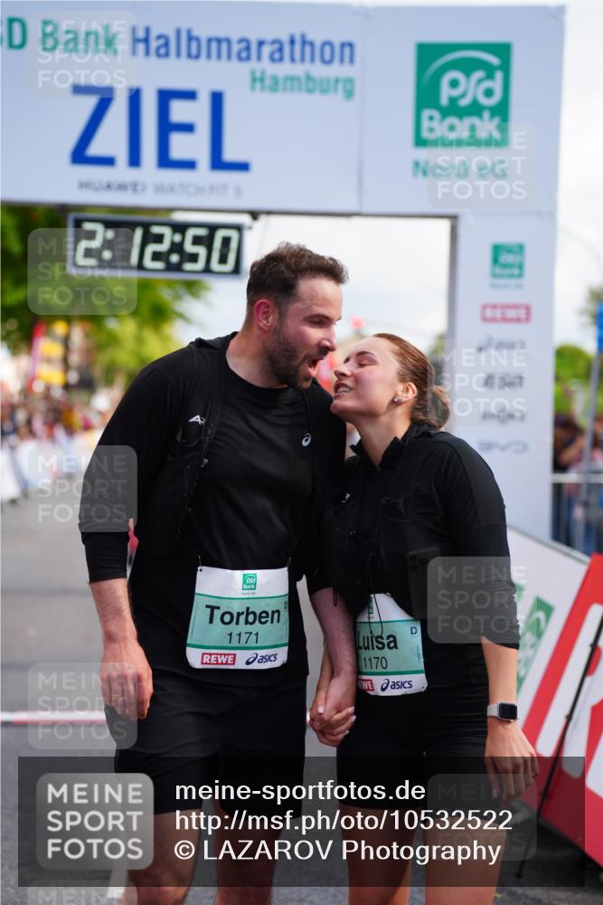 20.09.2026 - PSD Bank Halbmarathon LAZAROV Photography http://msf.ph/oto/10532522 20.09.2026 12:12:49 Ziel 1170, 1171, 2129, 2260, 2428, 2764, 2804, 3443, 4246, 4384 meine-sportfotos.de