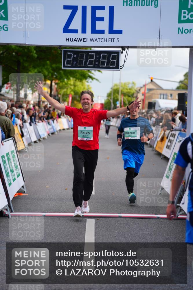 20.09.2026 - PSD Bank Halbmarathon LAZAROV Photography http://msf.ph/oto/10532631 20.09.2026 12:12:54 Ziel 1170, 1171, 1963, 2428, 3443, 3587, 4384 meine-sportfotos.de