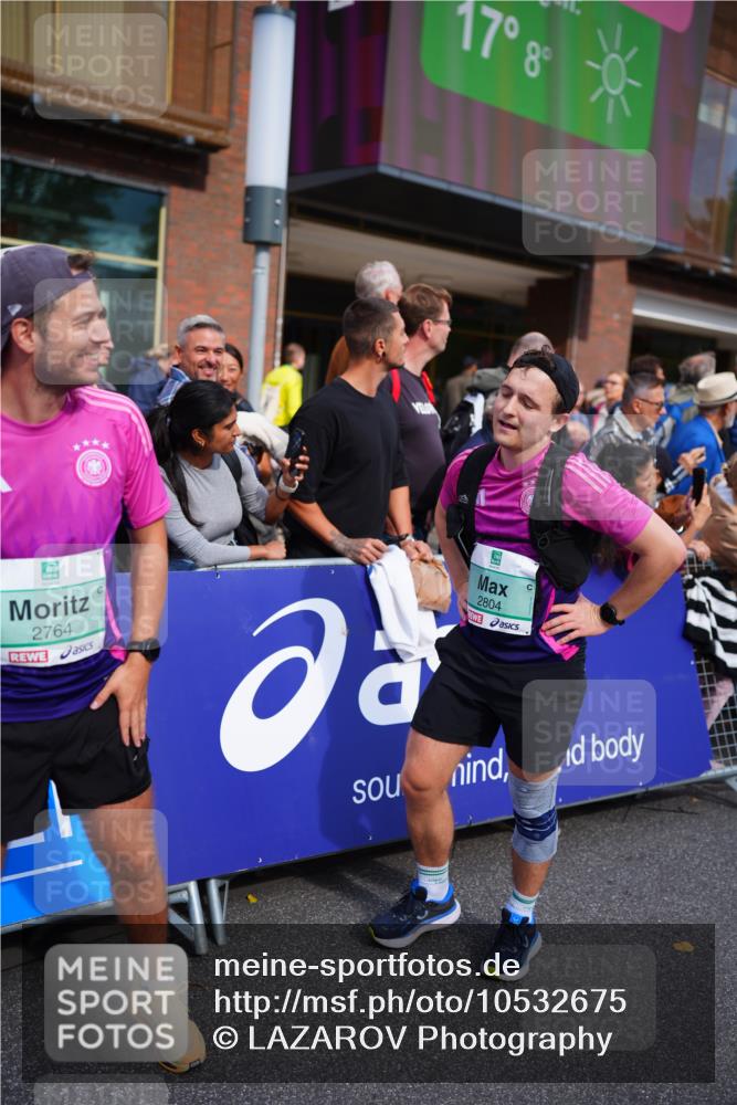 20.09.2026 - PSD Bank Halbmarathon LAZAROV Photography http://msf.ph/oto/10532675 20.09.2026 12:13:00 Ziel 1045, 1702, 1963, 3443, 3587 meine-sportfotos.de