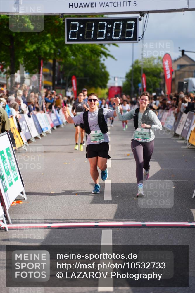 20.09.2026 - PSD Bank Halbmarathon LAZAROV Photography http://msf.ph/oto/10532733 20.09.2026 12:13:03 Ziel 1030, 1045, 1702, 1963, 3587 meine-sportfotos.de