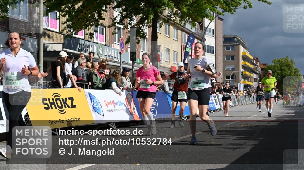 20.09.2026 - PSD Bank Halbmarathon J. Mangold http://msf.ph/oto/10532784 20.09.2026 12:19:43 Ziel 1777, 2436, 2549, 2787, 3180, 3688, 4626, 4754 meine-sportfotos.de