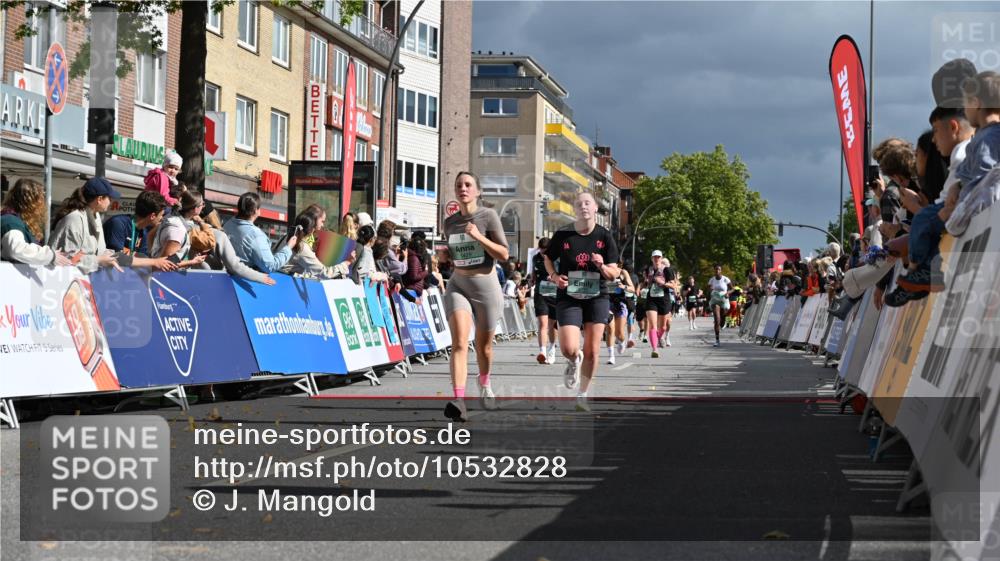 20.09.2026 - PSD Bank Halbmarathon J. Mangold http://msf.ph/oto/10532828 20.09.2026 12:19:56 Ziel 1323, 1892, 2737, 3429, 3735, 4085, 4626, 4689 meine-sportfotos.de