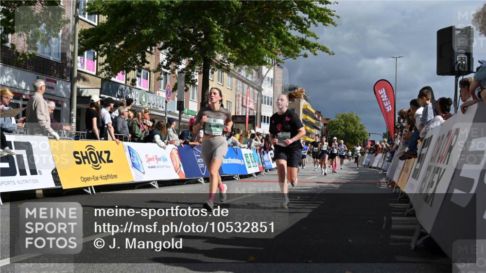 20.09.2026 - PSD Bank Halbmarathon J. Mangold http://msf.ph/oto/10532851 20.09.2026 12:19:57 Ziel 1261, 1323, 1892, 2737, 3085, 3429, 3735, 4085, 4689 meine-sportfotos.de