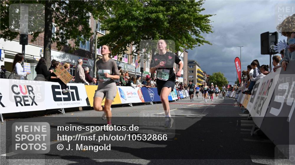20.09.2026 - PSD Bank Halbmarathon J. Mangold http://msf.ph/oto/10532866 20.09.2026 12:19:58 Ziel 1021, 1261, 1323, 1892, 2737, 2933, 3085, 3429, 3735, 4085, 4689 meine-sportfotos.de