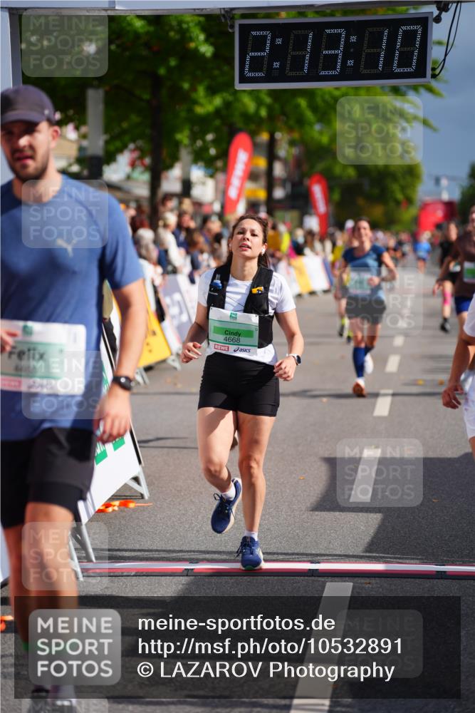 20.09.2026 - PSD Bank Halbmarathon LAZAROV Photography http://msf.ph/oto/10532891 20.09.2026 12:13:10 Ziel 1030, 1045, 1125, 1341, 1702, 3970, 3971, 4466, 4668 meine-sportfotos.de