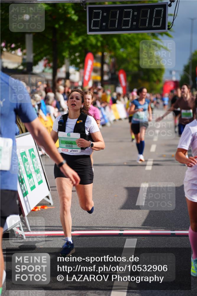 20.09.2026 - PSD Bank Halbmarathon LAZAROV Photography http://msf.ph/oto/10532906 20.09.2026 12:13:10 Ziel 1030, 1045, 1125, 1341, 1702, 3970, 3971, 4466, 4668 meine-sportfotos.de