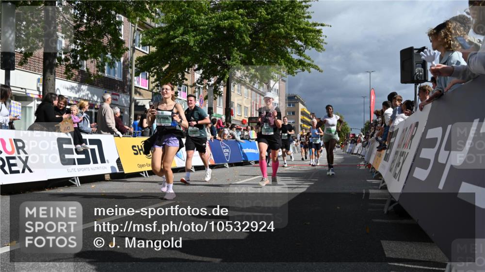20.09.2026 - PSD Bank Halbmarathon J. Mangold http://msf.ph/oto/10532924 20.09.2026 12:20:03 Ziel 1021, 1261, 1628, 1755, 1892, 2737, 2933, 3085, 3429, 3735, 4085, 4228, 4270, 4689 meine-sportfotos.de