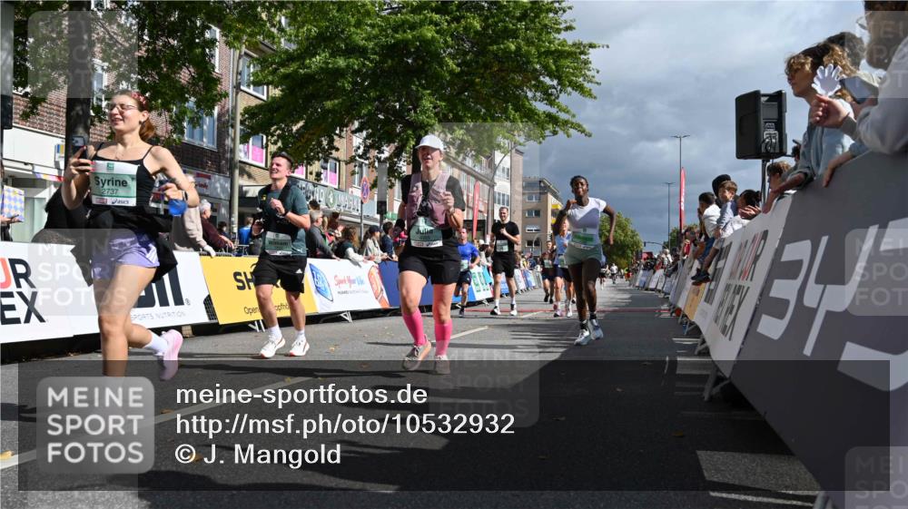 20.09.2026 - PSD Bank Halbmarathon J. Mangold http://msf.ph/oto/10532932 20.09.2026 12:20:04 Ziel 1021, 1261, 1628, 1755, 1892, 2737, 2933, 3085, 3735, 4085, 4228, 4237, 4270, 4689 meine-sportfotos.de