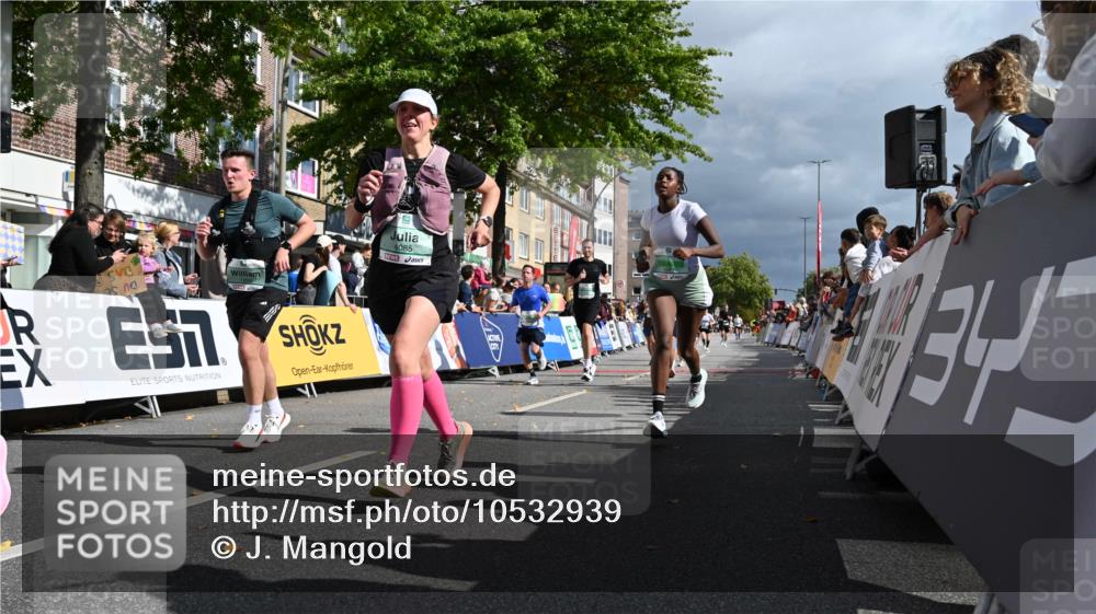 20.09.2026 - PSD Bank Halbmarathon J. Mangold http://msf.ph/oto/10532939 20.09.2026 12:20:04 Ziel 1021, 1261, 1628, 1755, 1892, 2737, 2933, 3085, 3735, 4085, 4228, 4237, 4270, 4689 meine-sportfotos.de