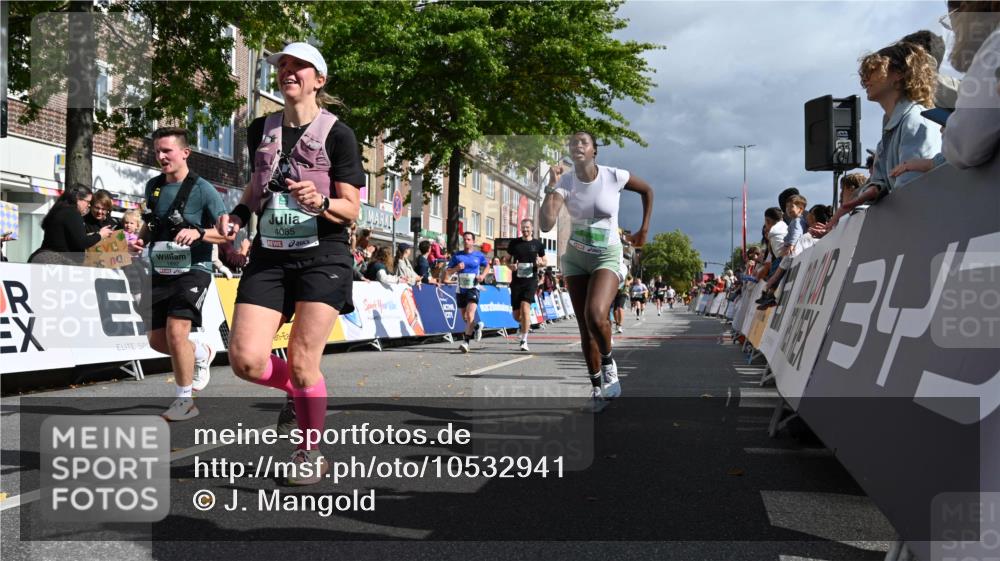 20.09.2026 - PSD Bank Halbmarathon J. Mangold http://msf.ph/oto/10532941 20.09.2026 12:20:04 Ziel 1021, 1261, 1628, 1755, 1892, 2737, 2933, 3085, 3735, 4085, 4228, 4237, 4270, 4689 meine-sportfotos.de